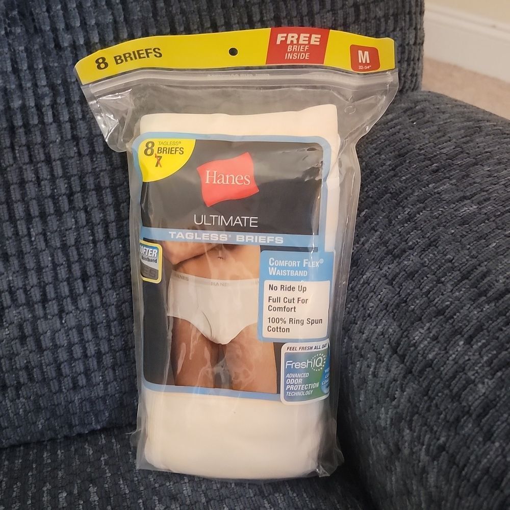 New Hanes Men's Ultimate Tagless Briefs - 8 Pack White Size M (32-34)